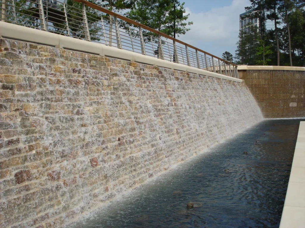 WOODLANDS_WATERWAY_SQUARE-CASCADE